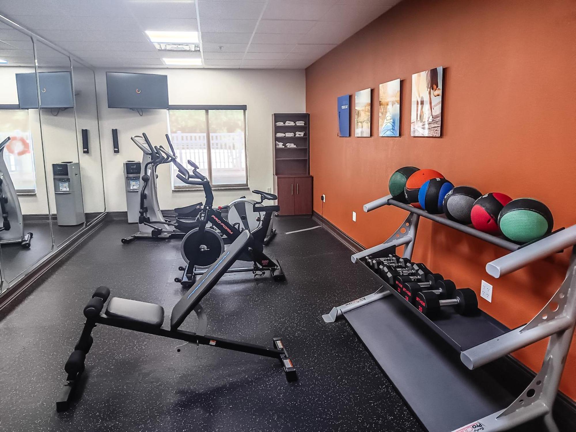 Comfort Suites Ocala North Bagian luar foto