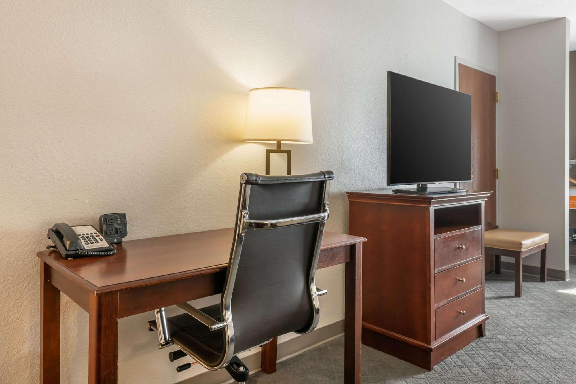 Comfort Suites Ocala North Bagian luar foto