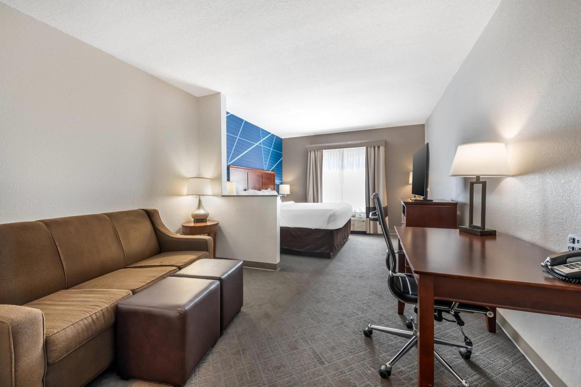Comfort Suites Ocala North Bagian luar foto